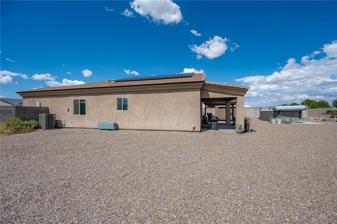 2124 John Wayne Drive