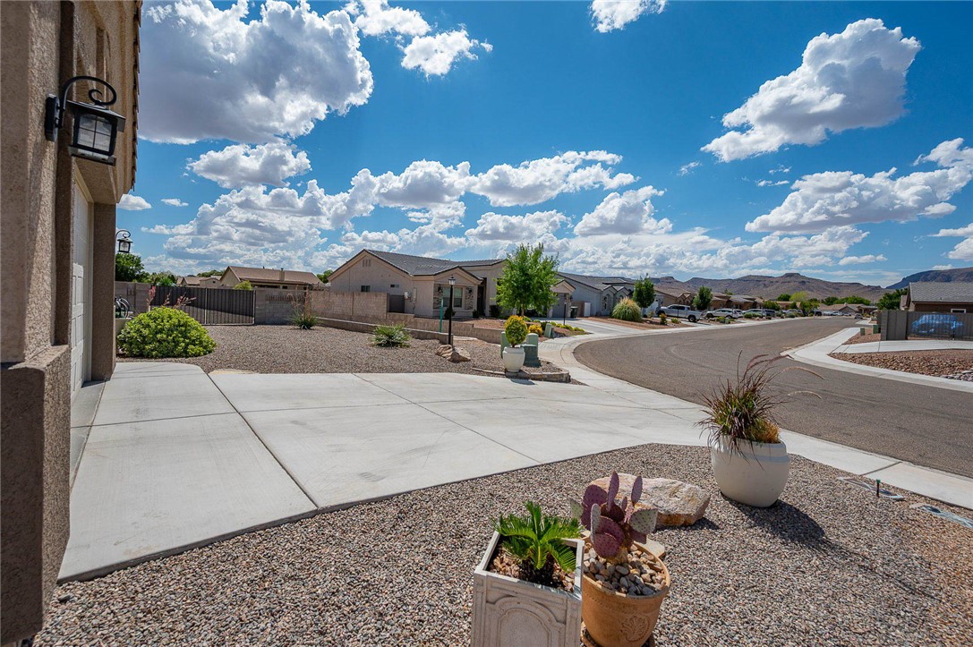 2124 John Wayne Drive