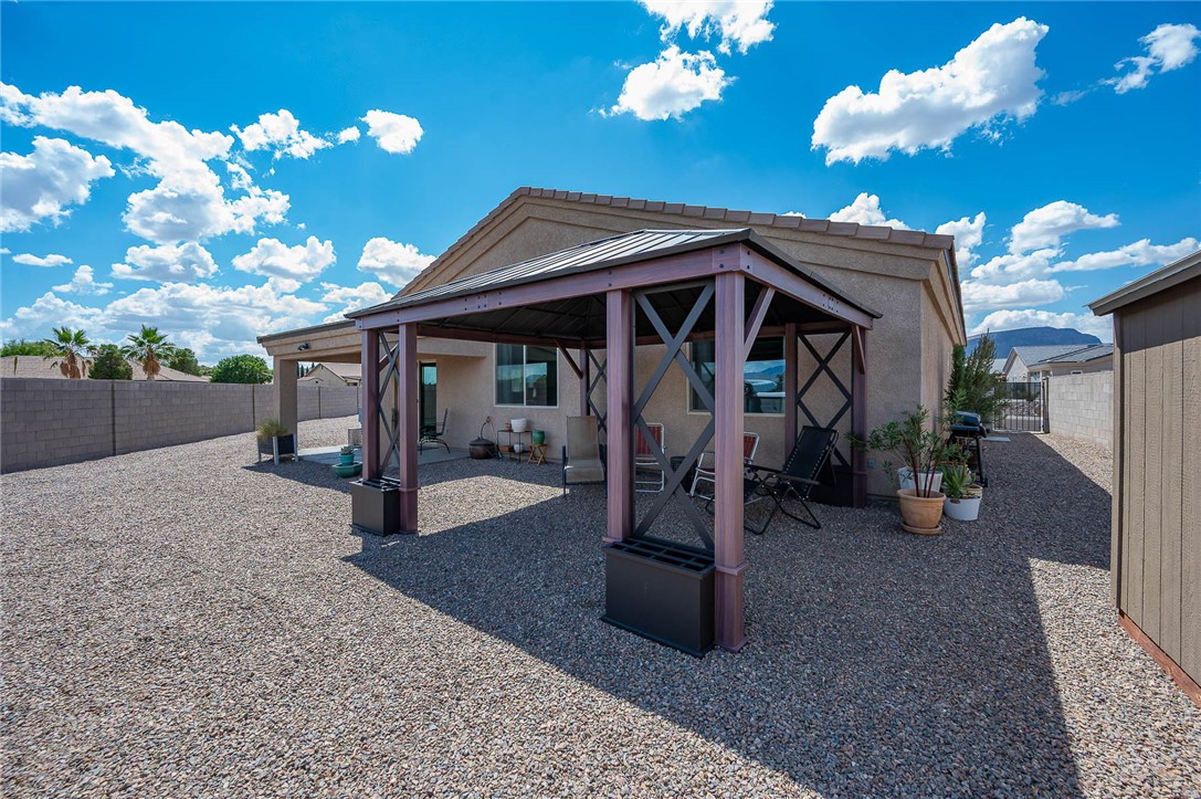 2124 John Wayne Drive