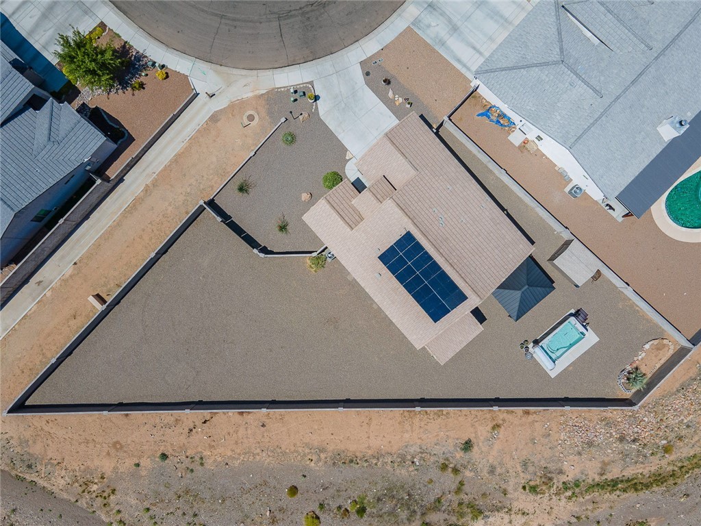 2124 John Wayne Drive