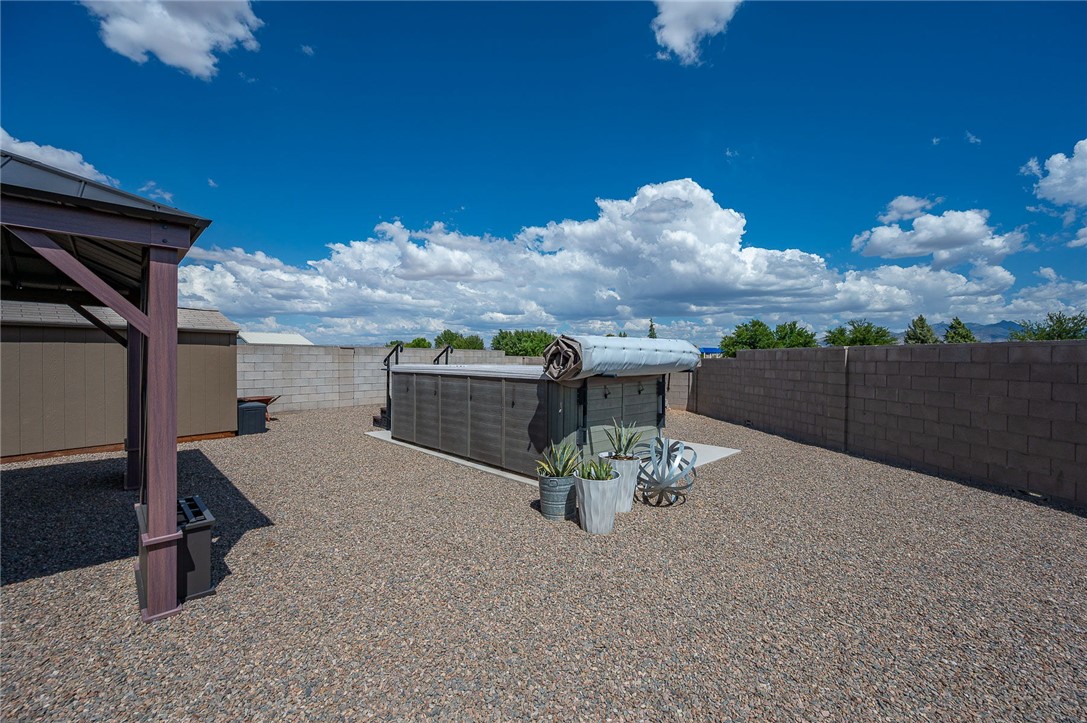 2124 John Wayne Drive