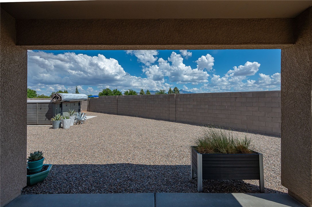 2124 John Wayne Drive