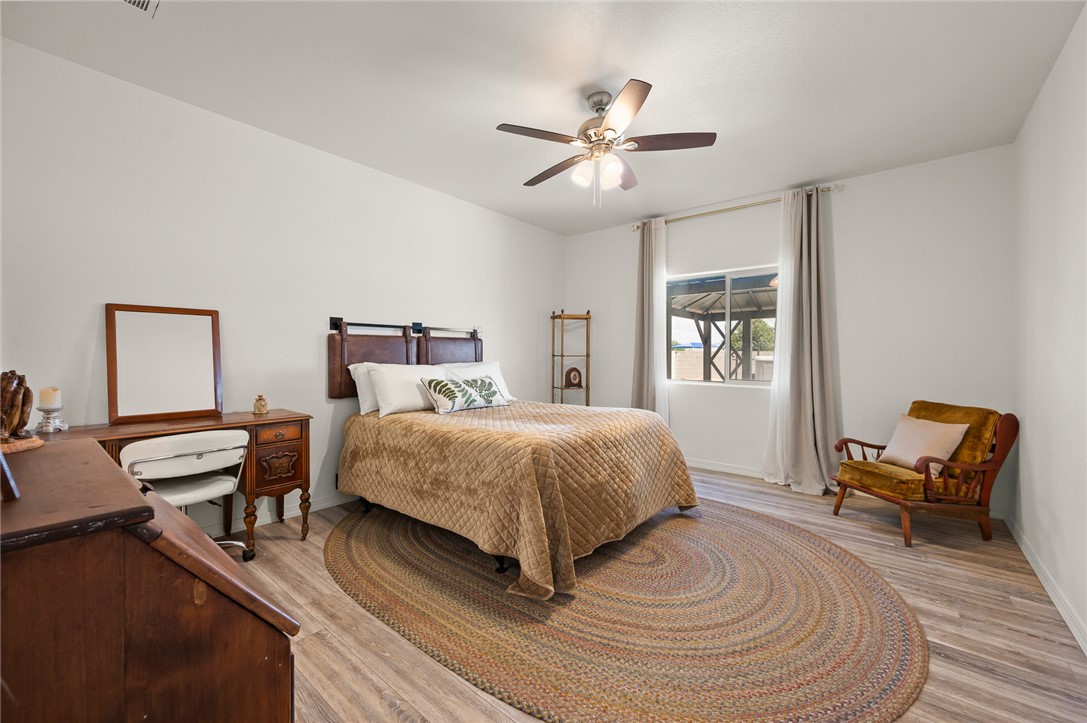 2124 John Wayne Drive