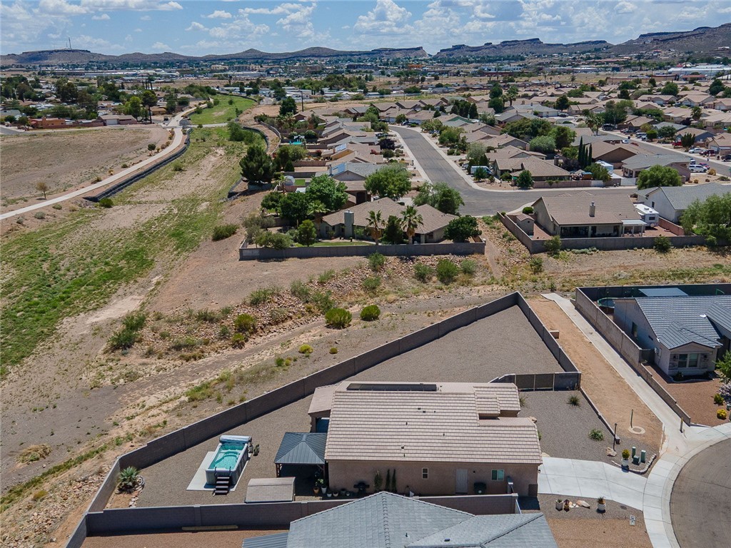 2124 John Wayne Drive