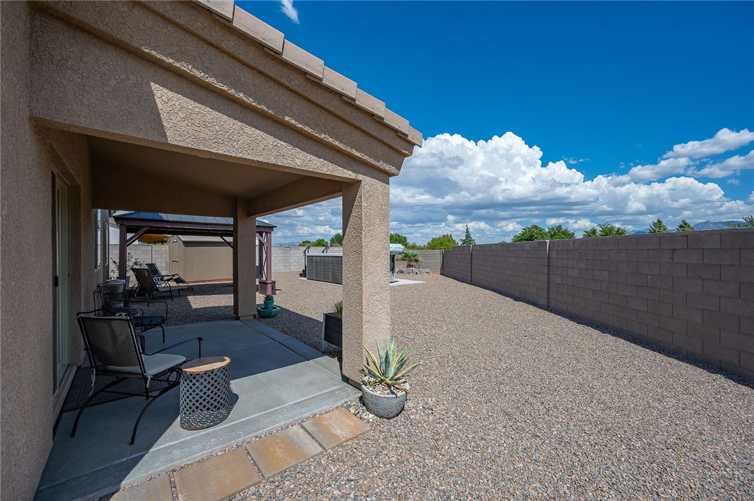 2124 John Wayne Drive
