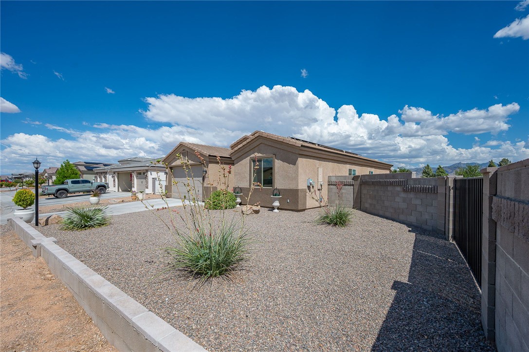 2124 John Wayne Drive
