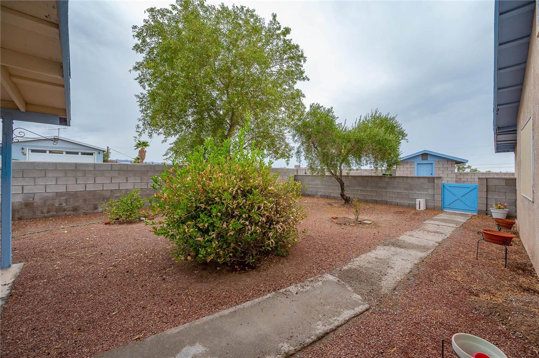2368 E Sterling Road