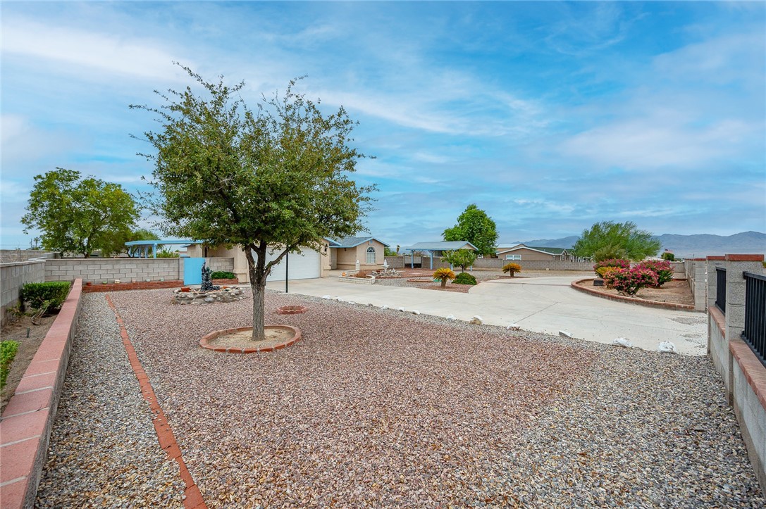 2368 E Sterling Road