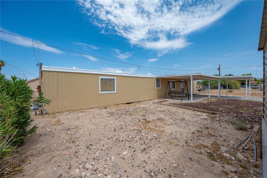 5735 S Stony Cove