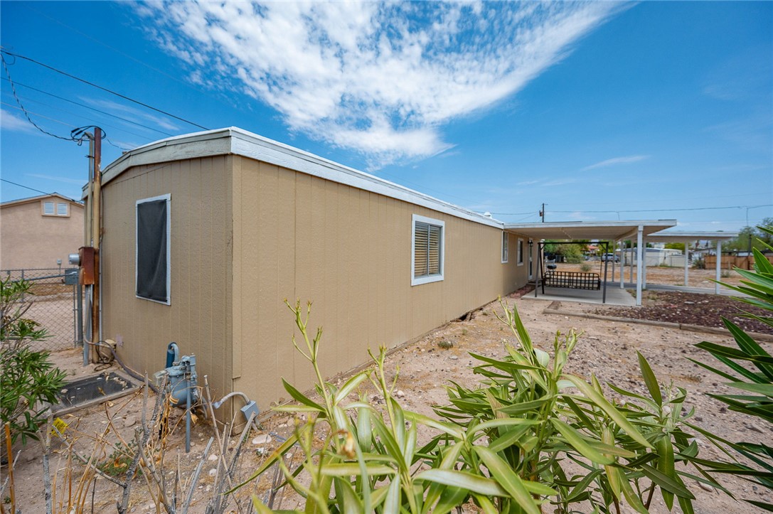 5735 S Stony Cove