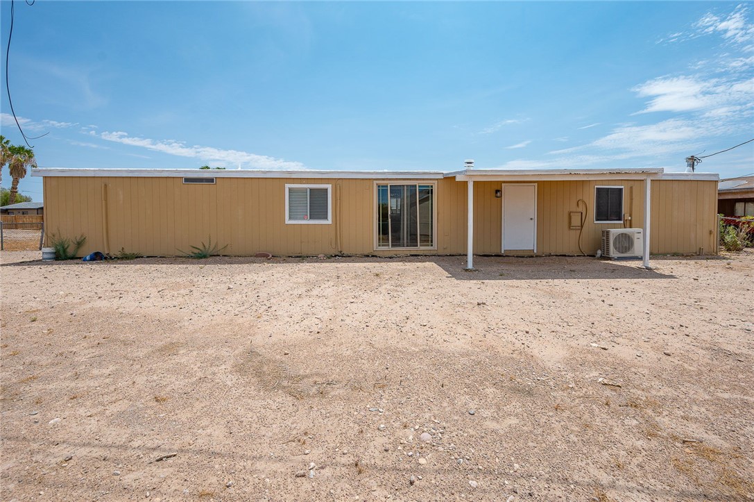 5735 S Stony Cove