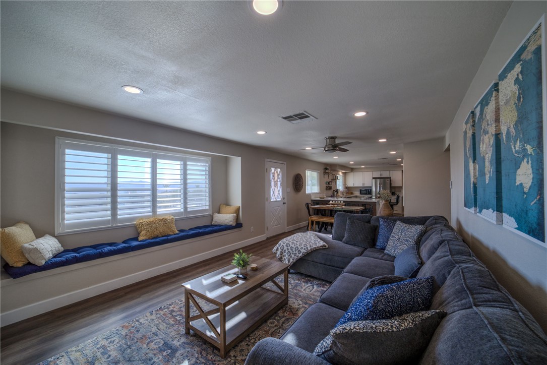 4350 El Camino Road