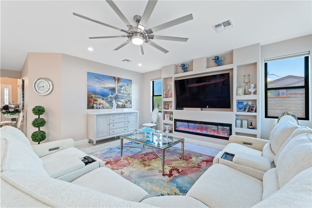 2836 Steamboat Drive