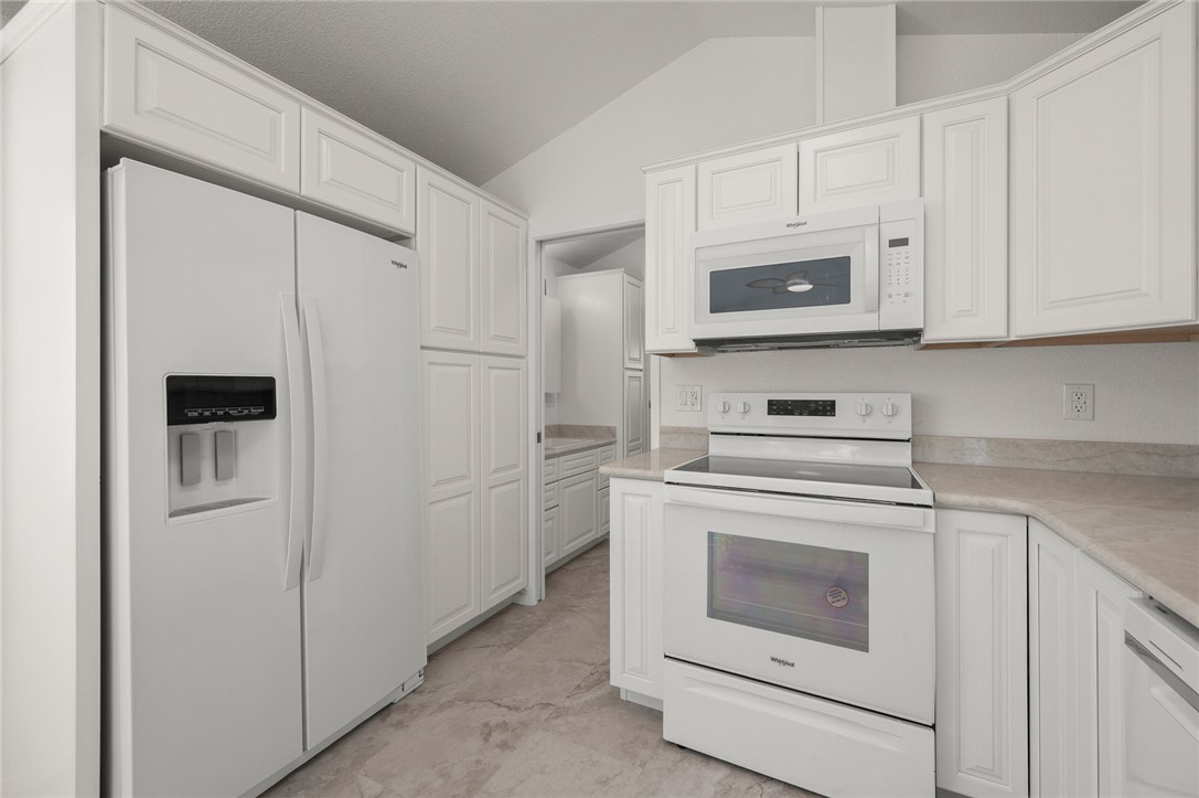 2000 Ramar Road 589