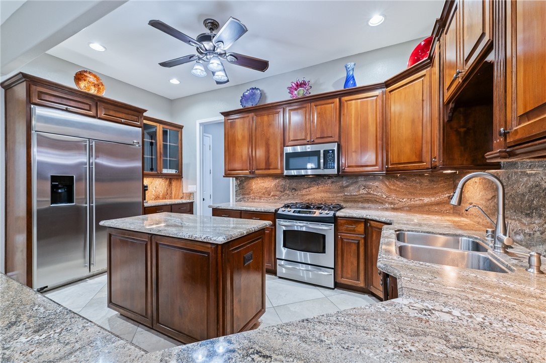 3427 Sun Lane