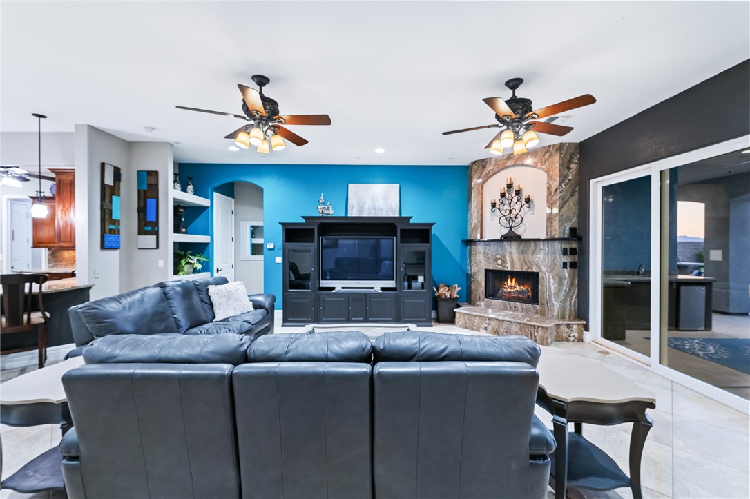 3427 Sun Lane