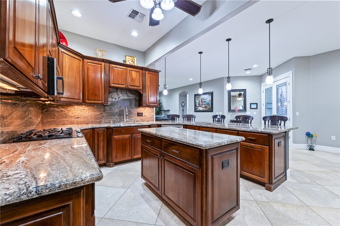 3427 Sun Lane