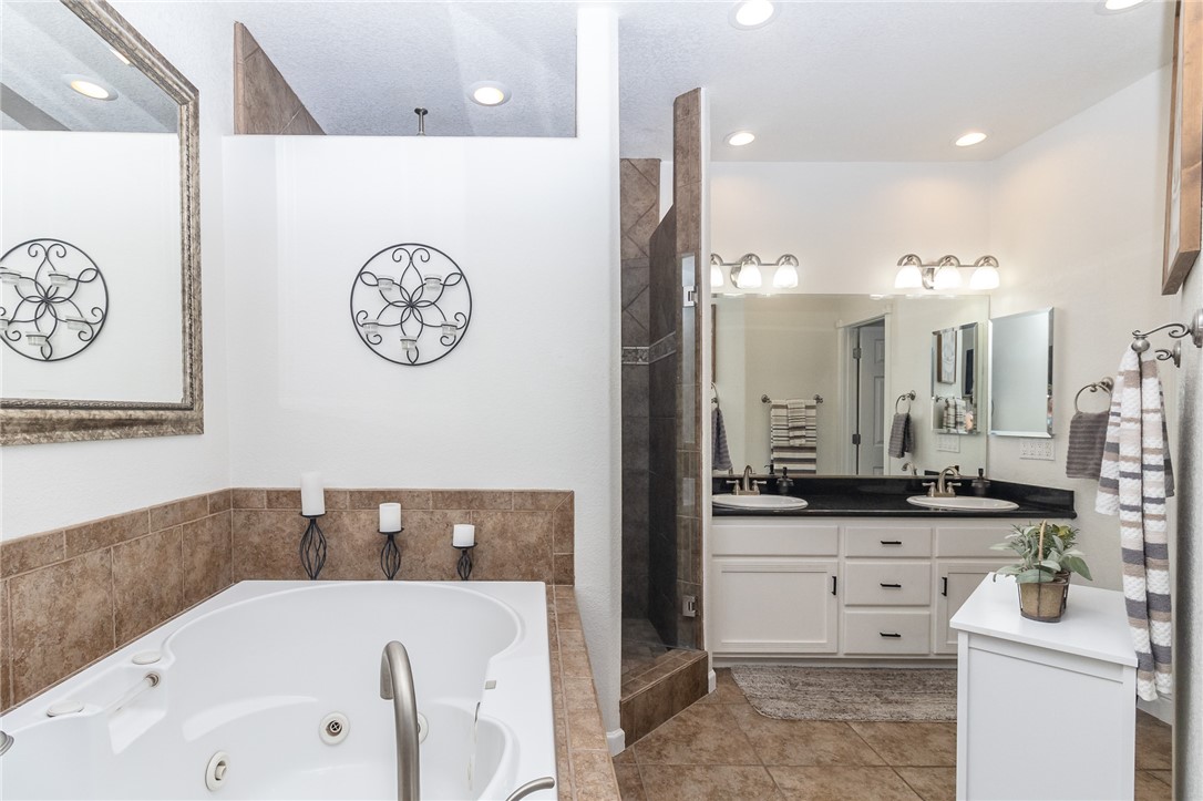 7898 S Mallard Street