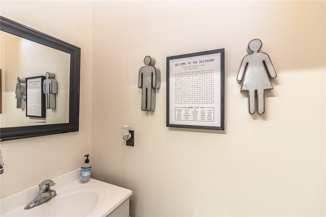 7898 S Mallard Street