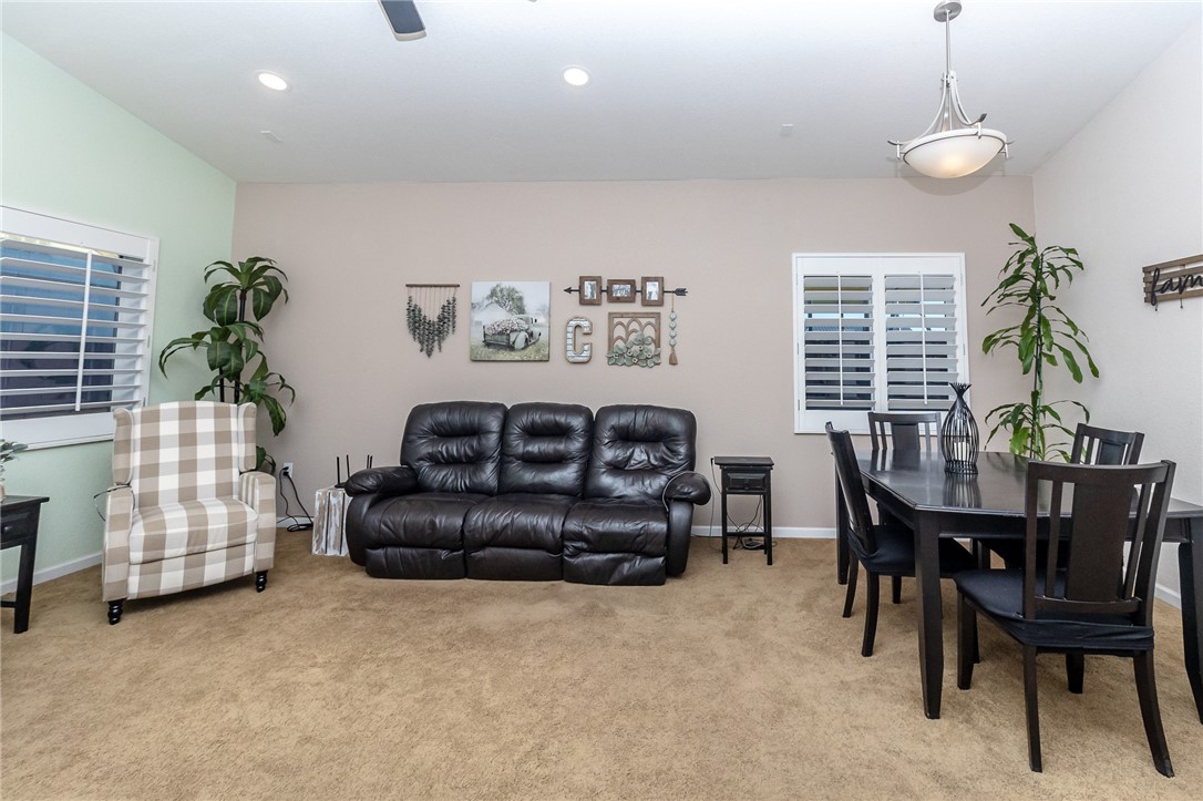 7898 S Mallard Street