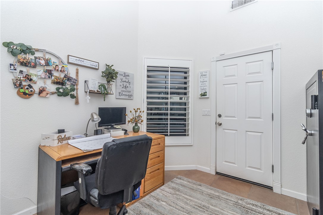 7898 S Mallard Street