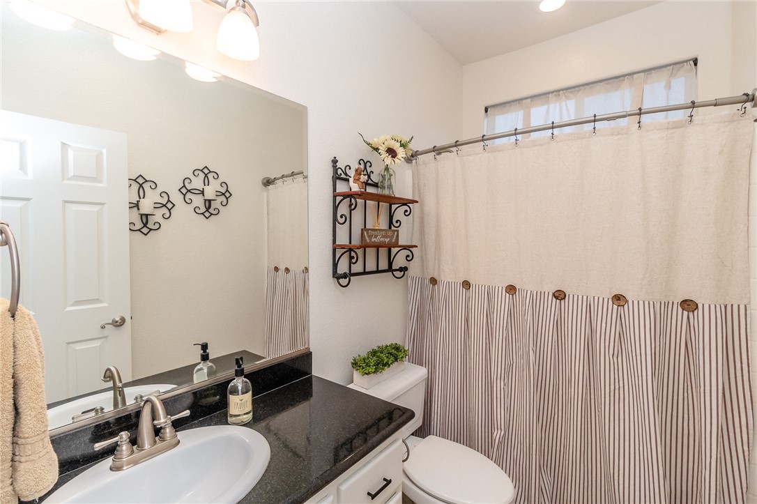 7898 S Mallard Street