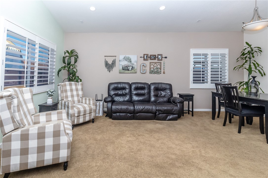 7898 S Mallard Street