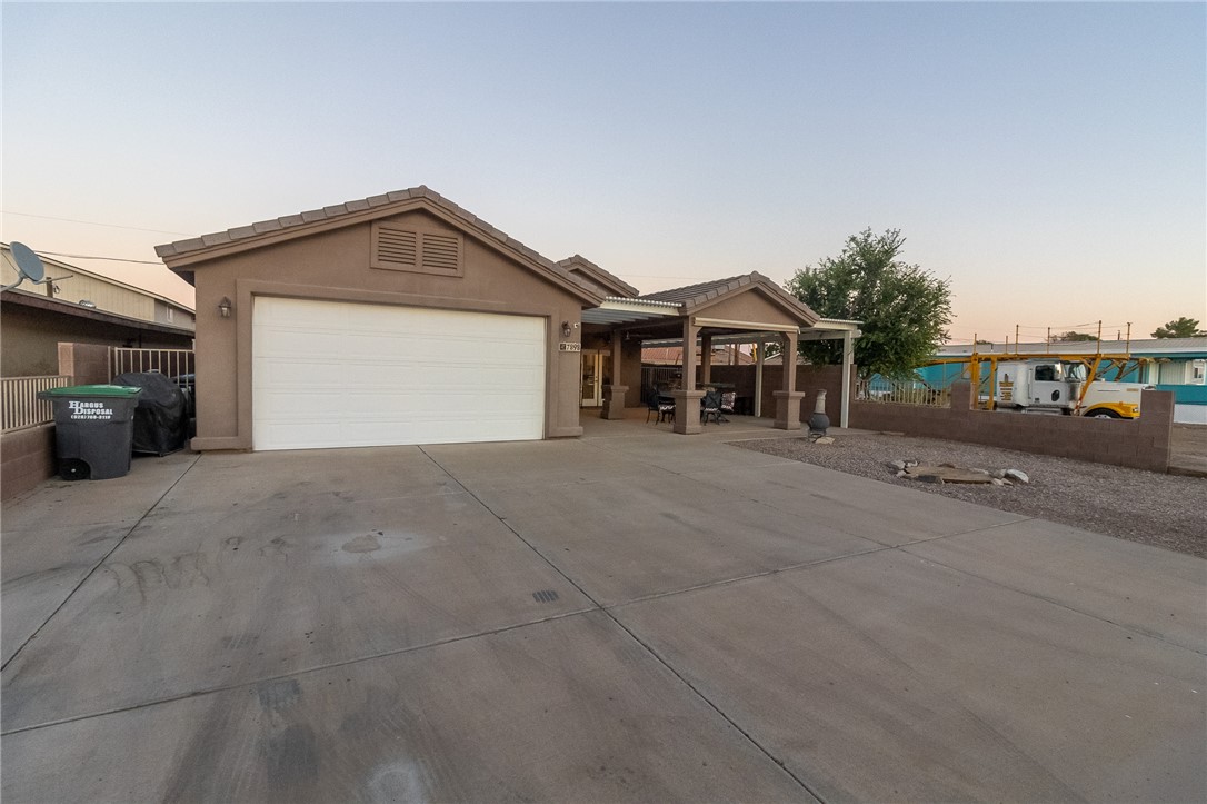 7898 S Mallard Street