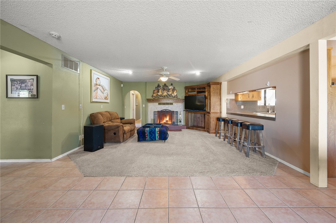1740 E Gardner Road