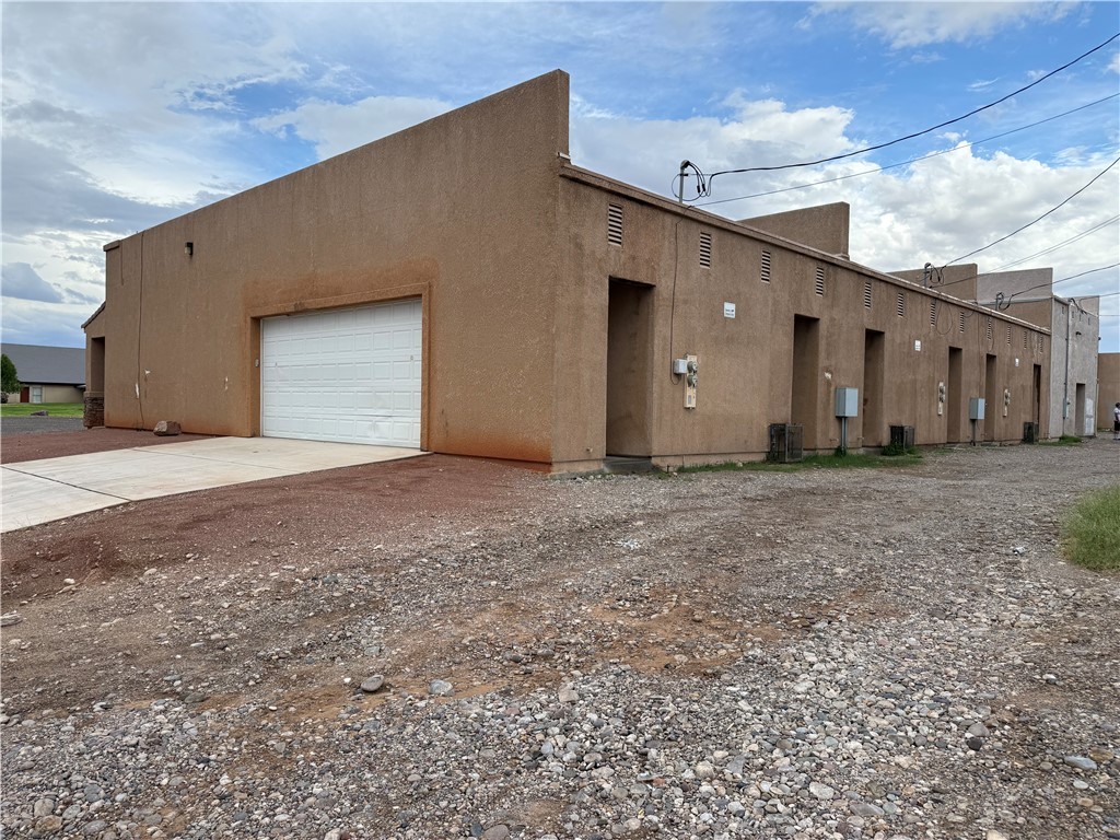 742-746-748 Gemstone Avenue