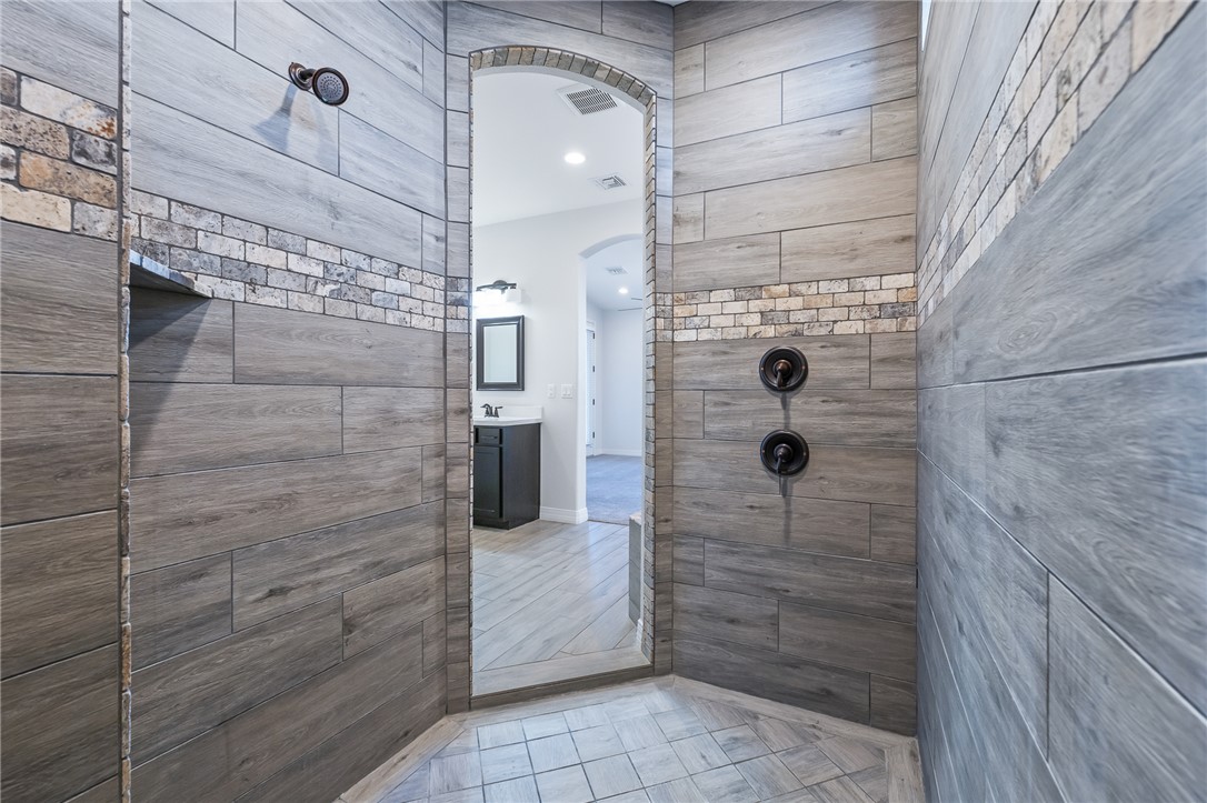 6285 S Lago Grande Drive