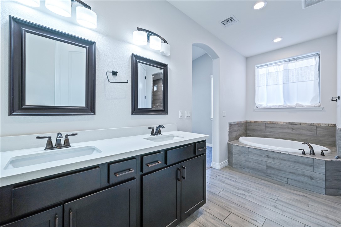 6285 S Lago Grande Drive