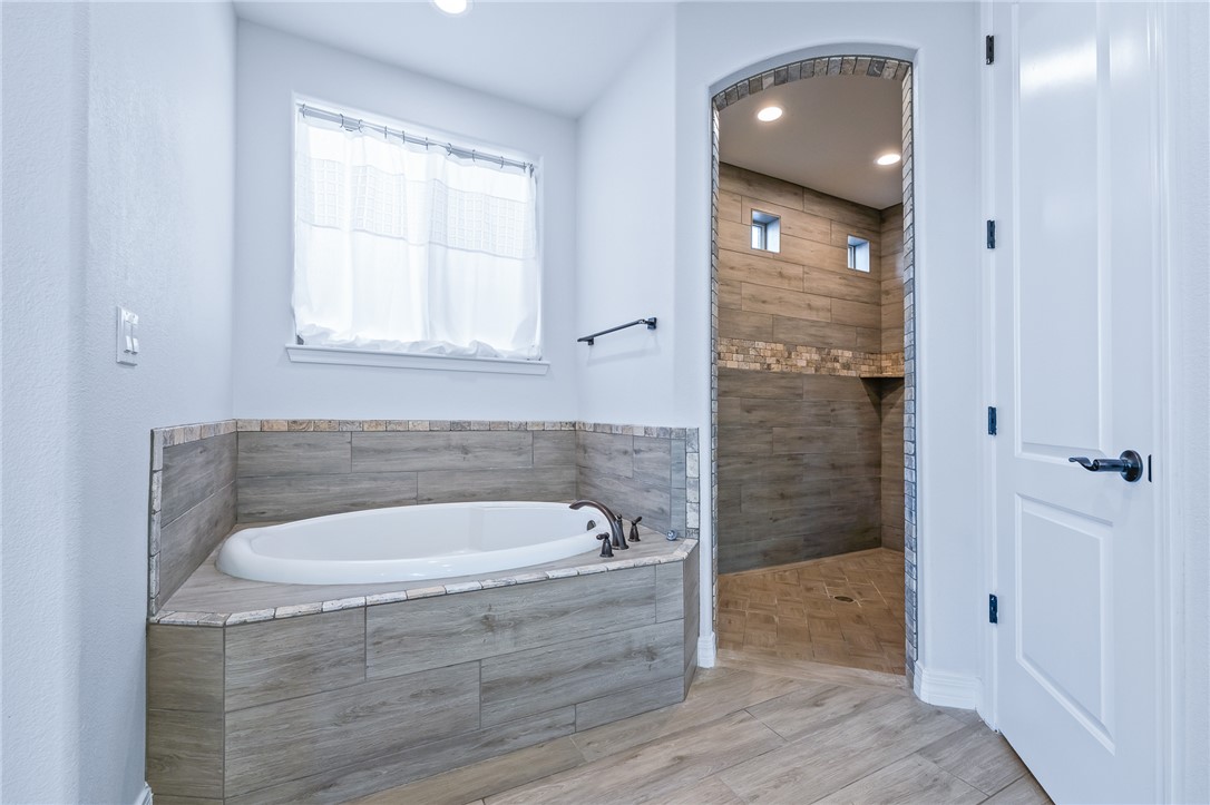 6285 S Lago Grande Drive