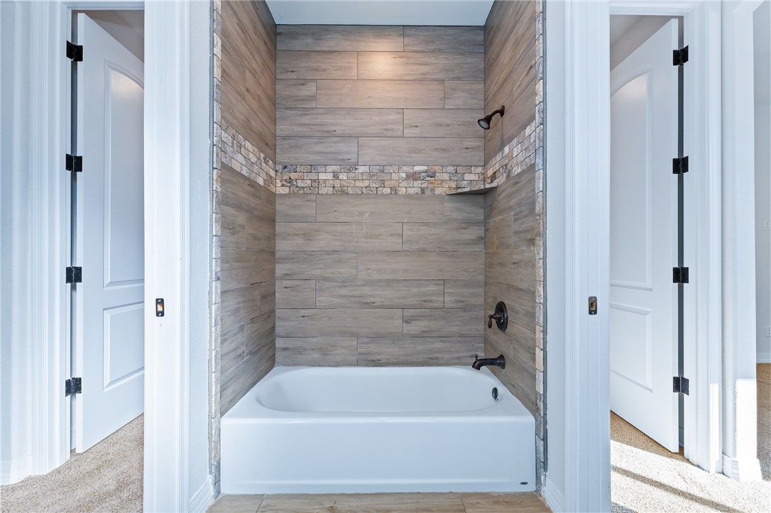 6285 S Lago Grande Drive