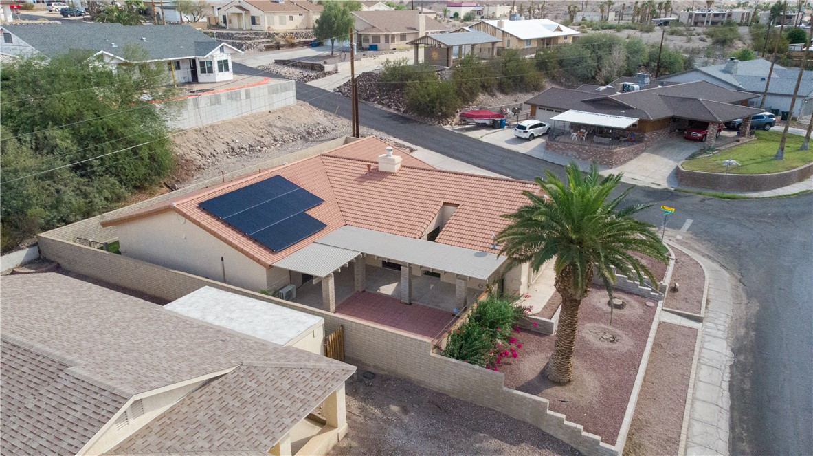 2558 Country Club Drive