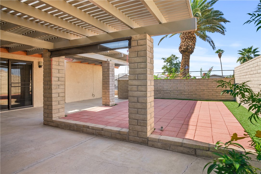 2558 Country Club Drive