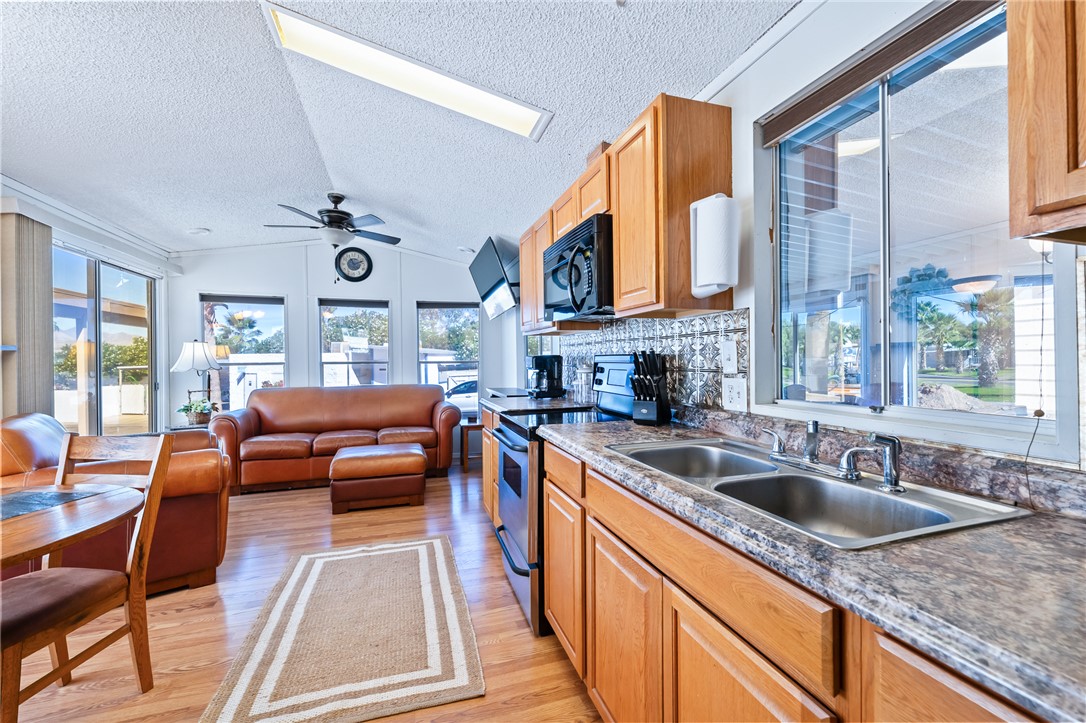 2000 Ramar Road 51