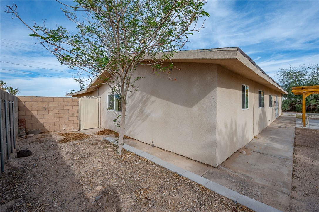 1220 Riverview Drive