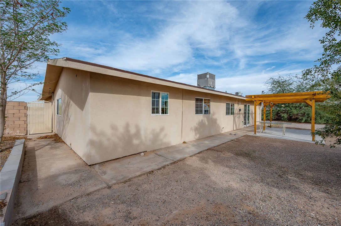 1220 Riverview Drive