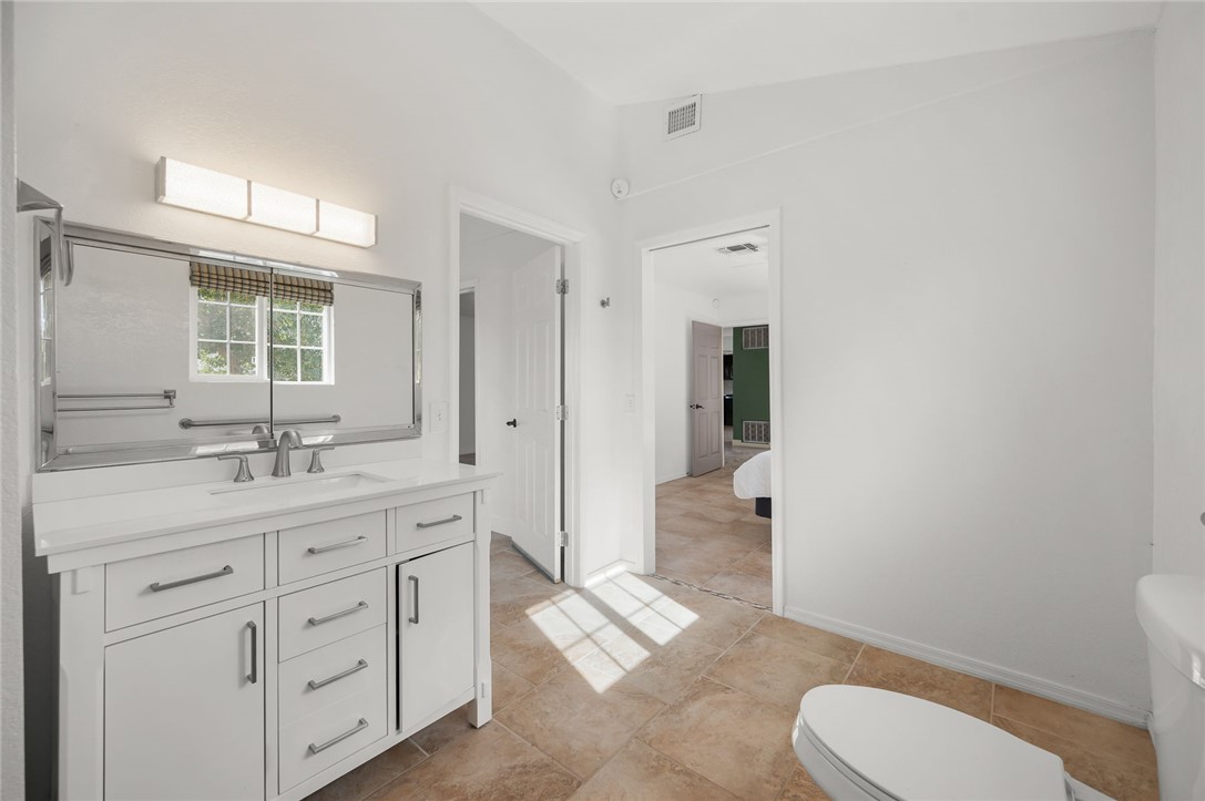 1220 Riverview Drive