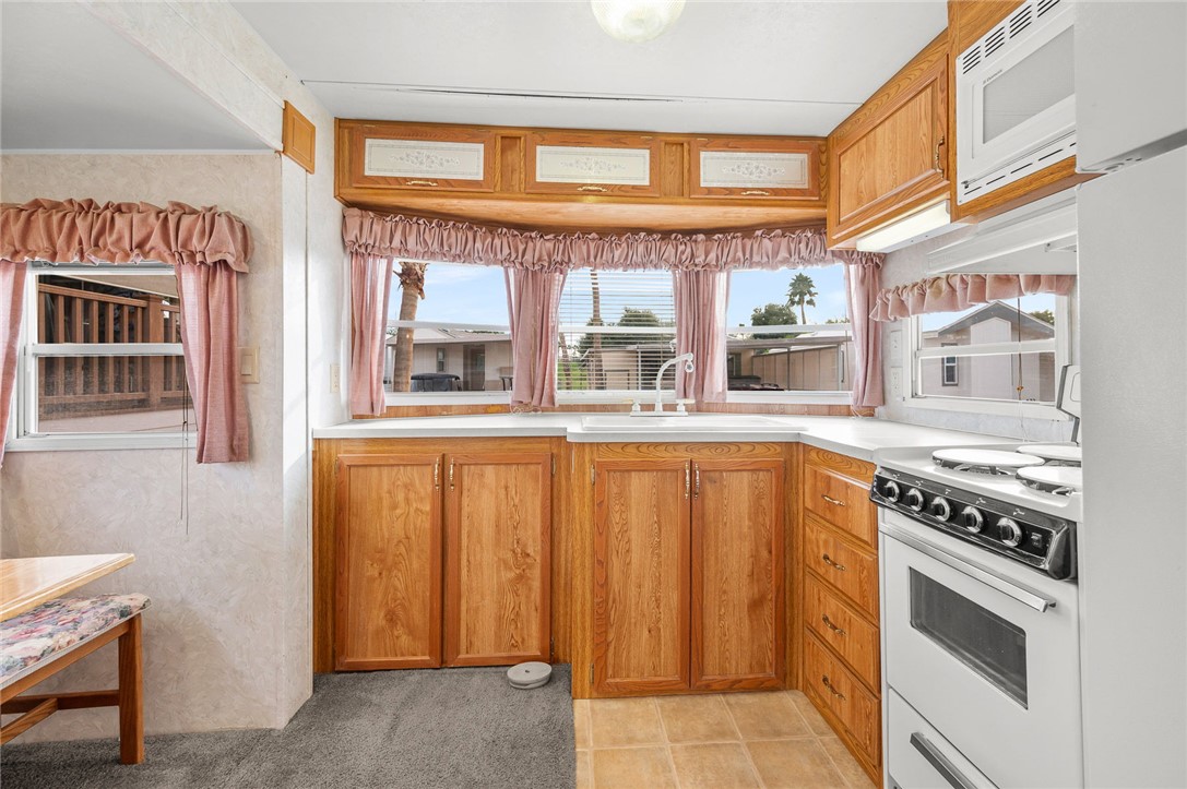 2000 Ramar Road
