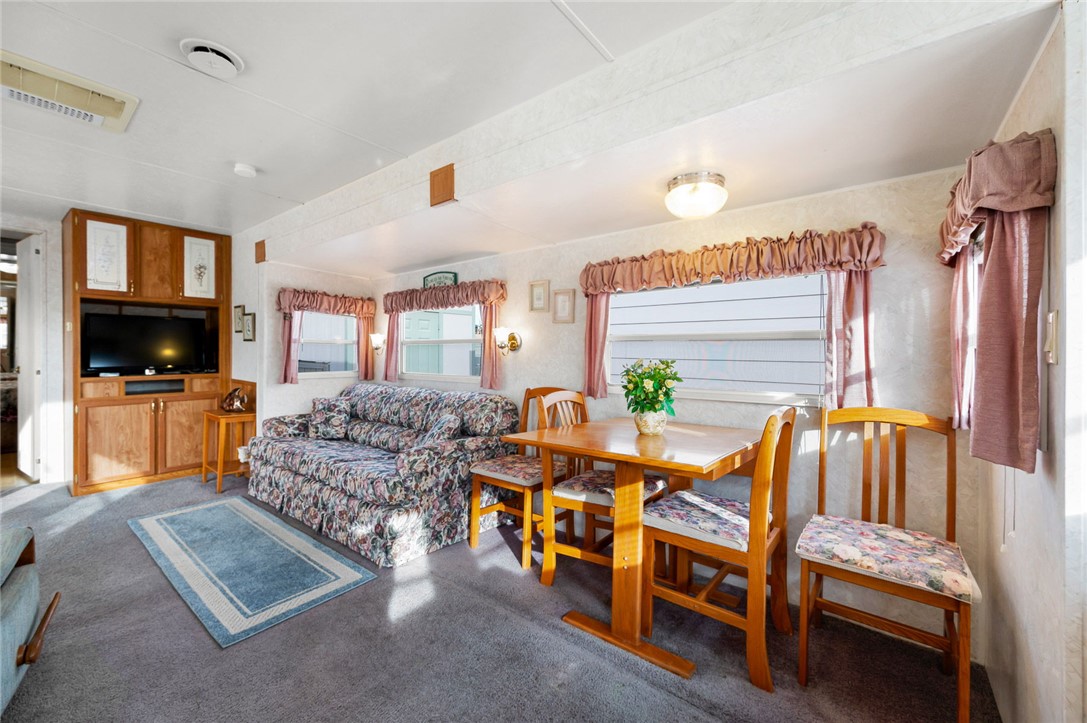 2000 Ramar Road
