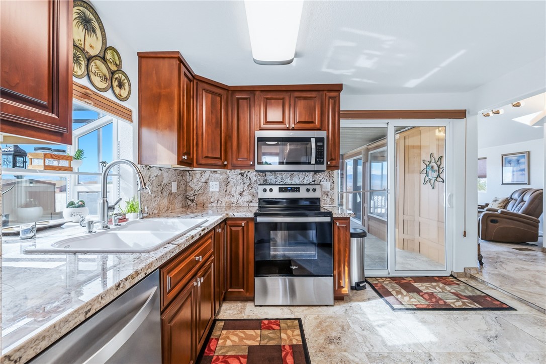 2000 Ramar Road 126 and 127