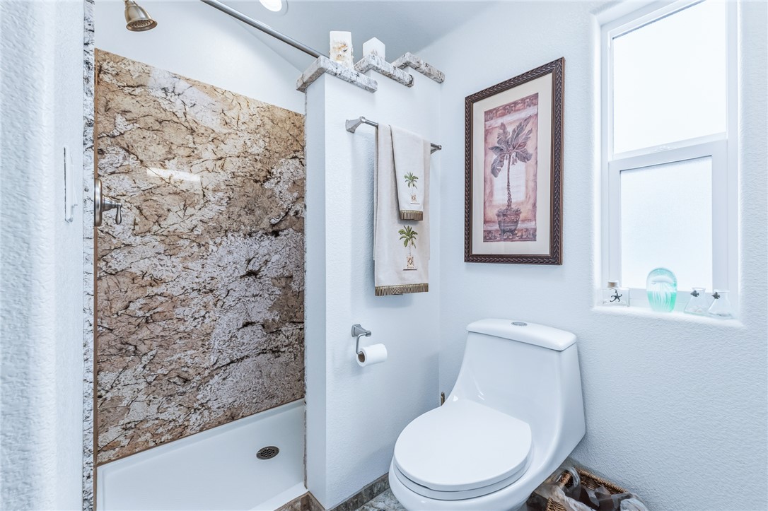 2000 Ramar Road 126 and 127