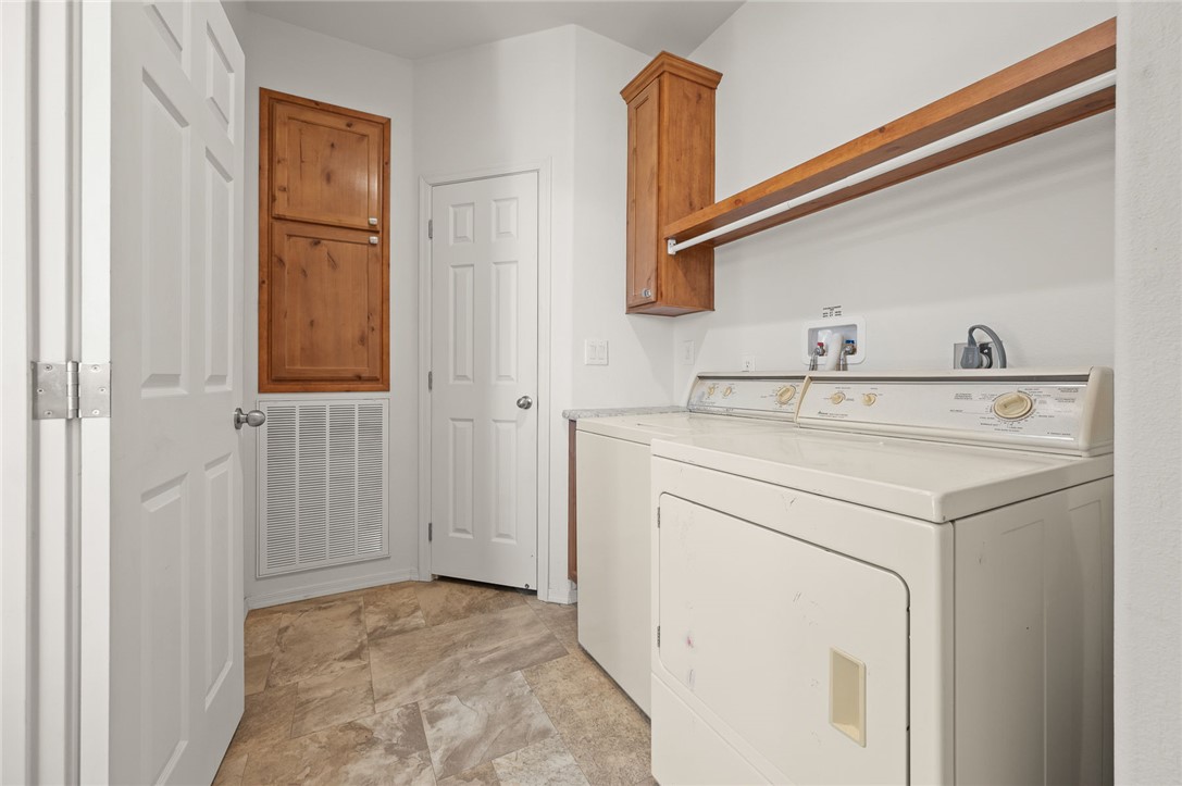 500 S San Pedro Road