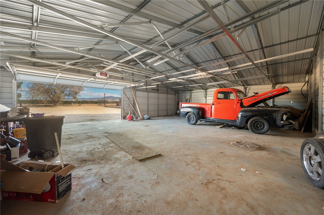 500 S San Pedro Road