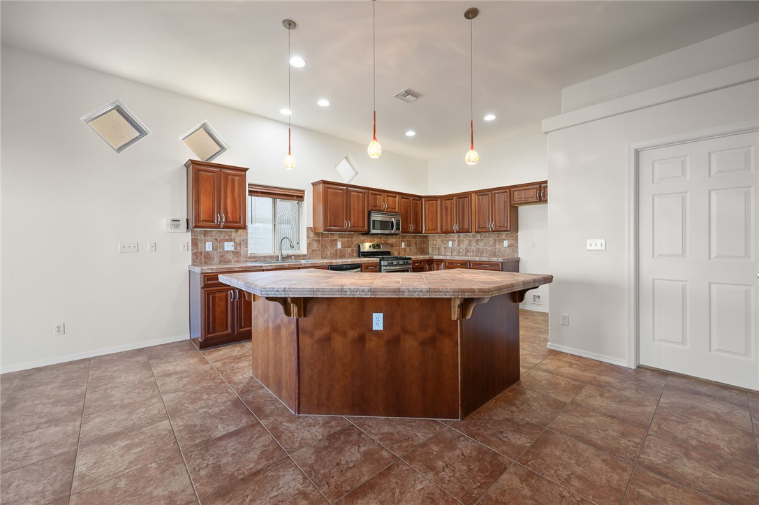 2767 La Paloma Drive