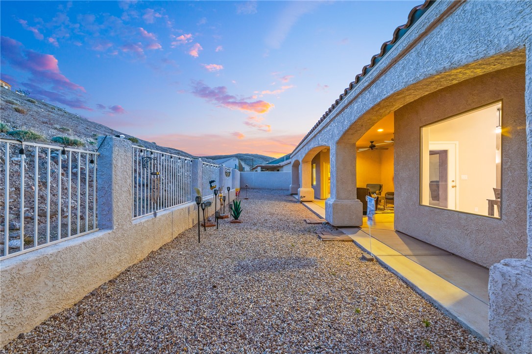 2919 Desert Trail Drive