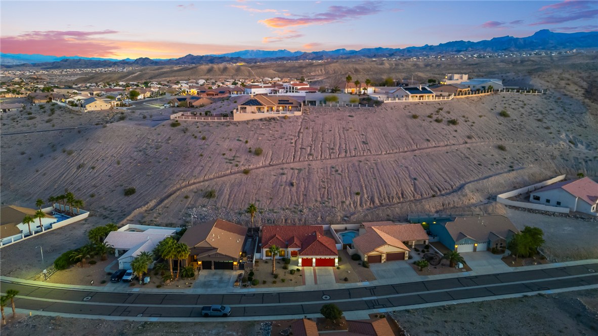 2919 Desert Trail Drive