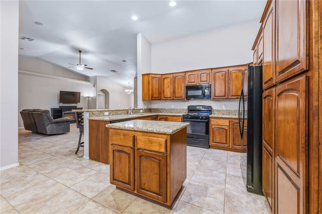 2919 Desert Trail Drive